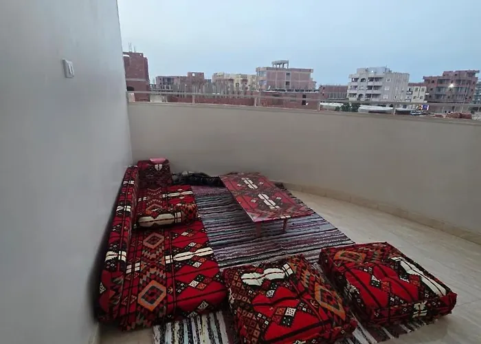 النزهه * El Qoseir